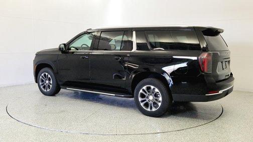 2025 Chevrolet Suburban LS