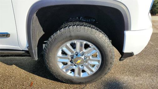 2024 Chevrolet Silverado 2500 High Country