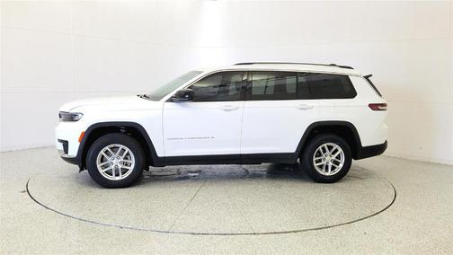 Bright White Clearcoat 2023 Jeep Grand Cherokee L Laredo