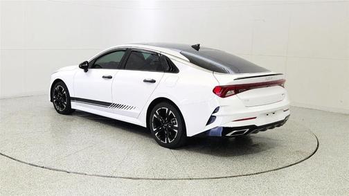 Glacial White Pearl 2023 Kia K5 GT-Line