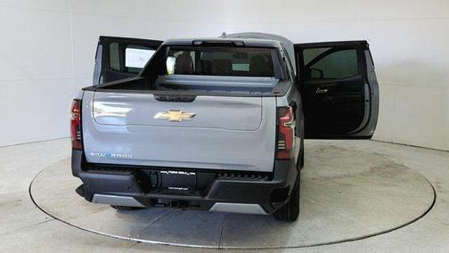 2025 Chevrolet Silverado EV LT