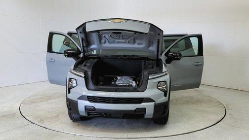 2025 Chevrolet Silverado EV LT