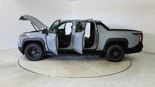 2025 Chevrolet Silverado EV LT