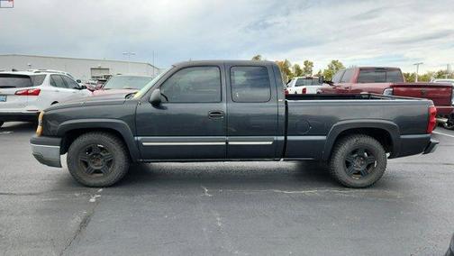 2004 Chevrolet Silverado 1500 Extended Cab