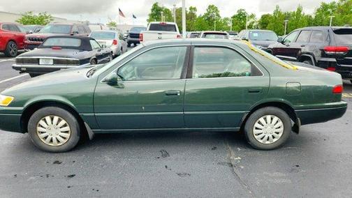 1999 Toyota Camry LE