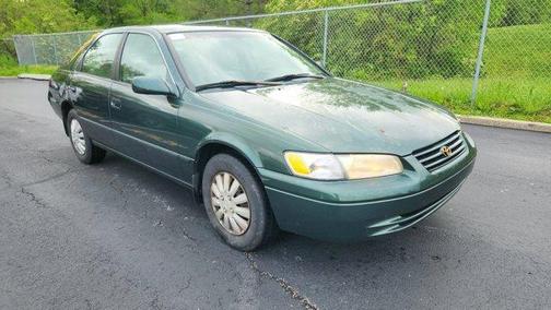 1999 Toyota Camry LE