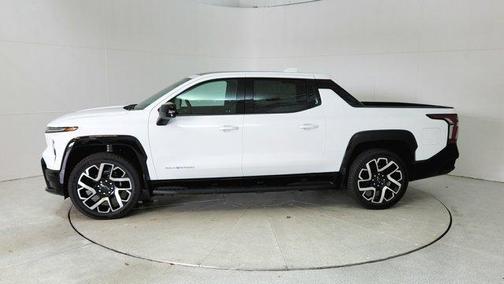 2024 Chevrolet Silverado EV RST