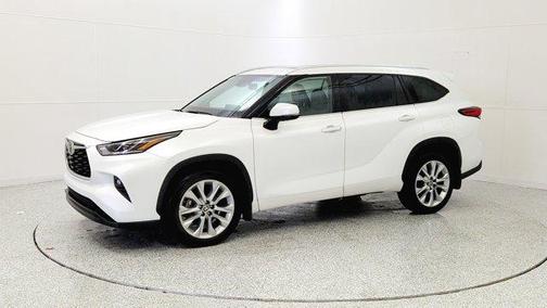 2022 Toyota Highlander Limited