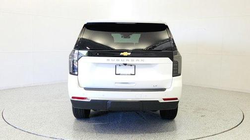 2025 Chevrolet Suburban LT