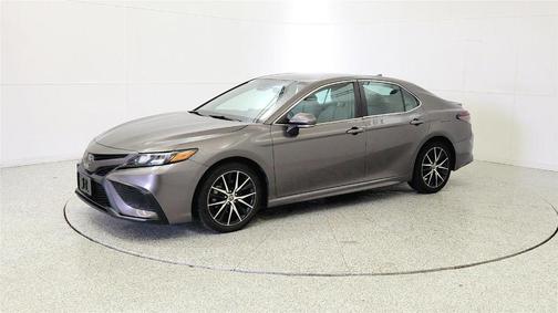 Predawn Gray Mica 2023 Toyota Camry SE