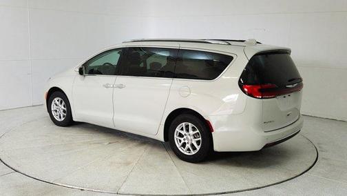 2021 Chrysler Pacifica Touring-L