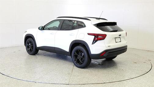 Summit White 2026 Chevrolet Trax LT