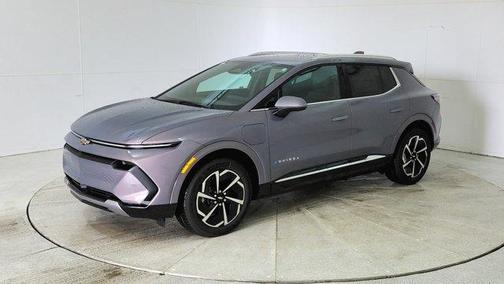 2025 Chevrolet Equinox EV LT 2