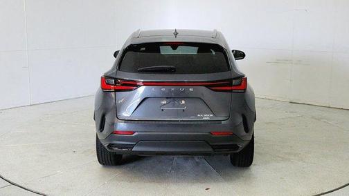 2022 Lexus NX 350h Luxury