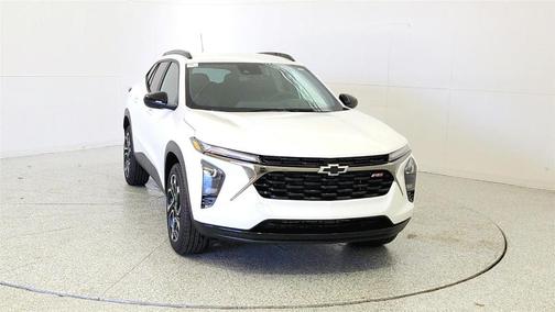 Summit White 2026 Chevrolet Trax 2RS