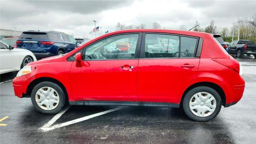 Red Alert 2012 Nissan Versa 1.8 S