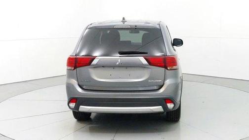 2018 Mitsubishi Outlander ES