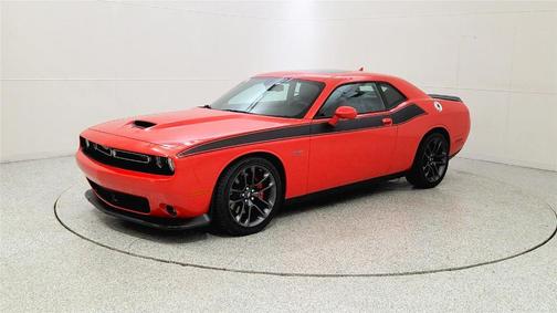Go Mango! 2023 Dodge Challenger R/T