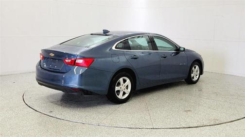 Lakeshore Blue Metallic 2024 Chevrolet Malibu LT
