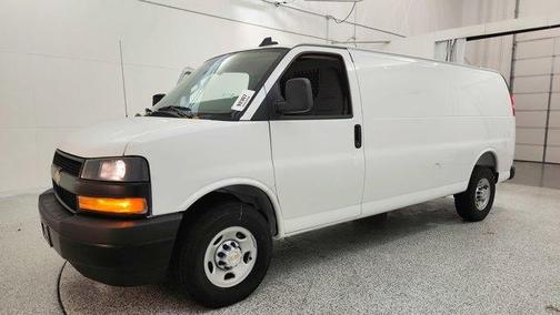 2025 Chevrolet Express 2500 Work Van