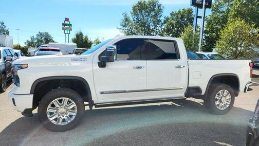2025 Chevrolet Silverado 3500 High Country
