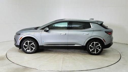 2025 Chevrolet Equinox EV LT 2