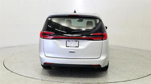 Silver Mist Clearcoat 2023 Chrysler Pacifica Touring-L