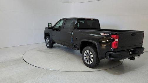 2024 Chevrolet Silverado 2500 Custom