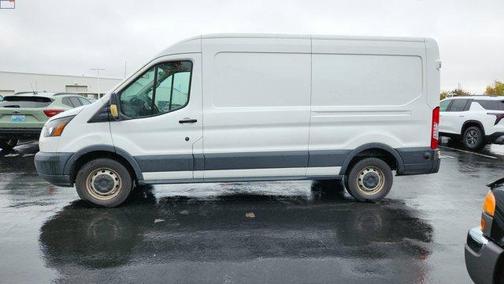 2018 Ford Transit-250 148 WB Medium Roof Cargo