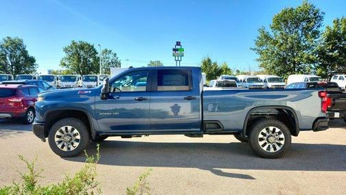 2026 Chevrolet Silverado 2500 Custom