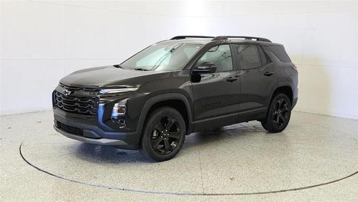 Mosaic Black Metallic 2026 Chevrolet Equinox LT