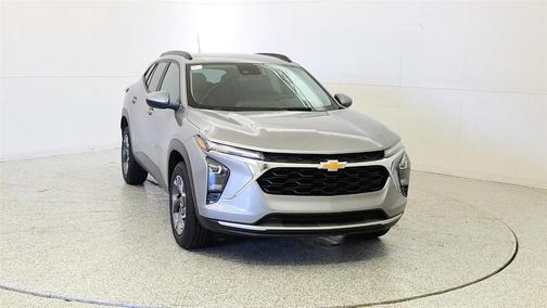 Sterling Gray Metallic 2024 Chevrolet Trax LT
