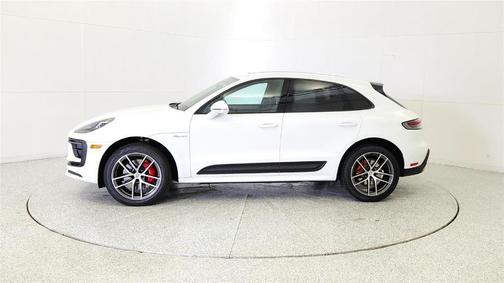 White 2022 Porsche Macan S