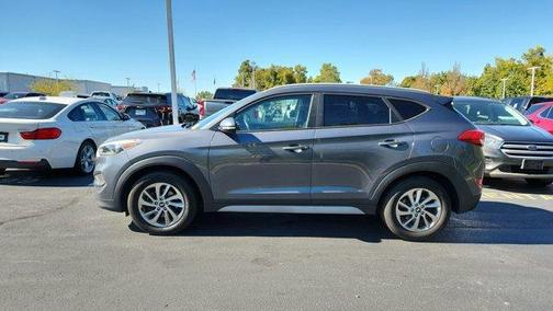 2017 Hyundai TUCSON SE Plus