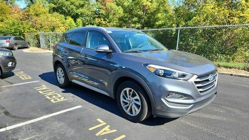 2017 Hyundai TUCSON SE Plus