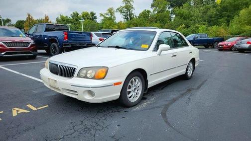 2002 Hyundai XG350 L