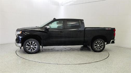 Black 2022 Chevrolet Silverado 1500 LT