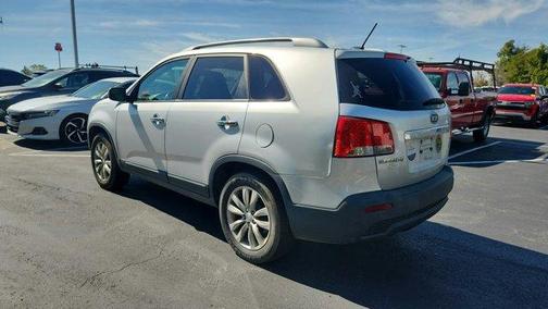 2011 Kia Sorento LX