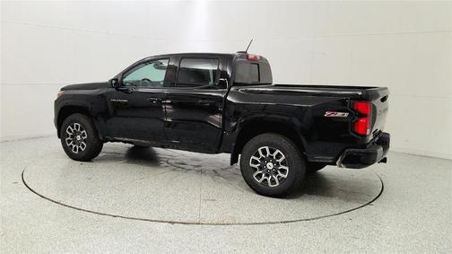Black 2026 Chevrolet Colorado Z71