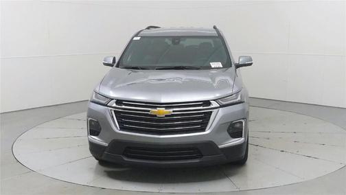 Sterling Gray Metallic 2023 Chevrolet Traverse LT Leather