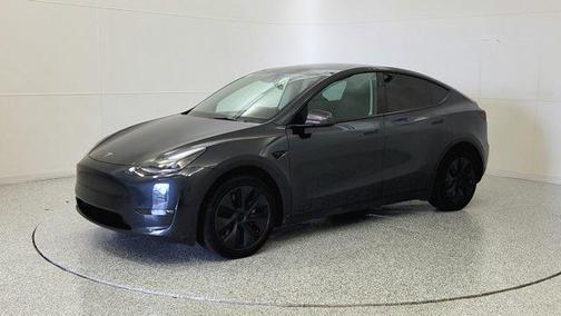 2025 Tesla Model Y Long Range