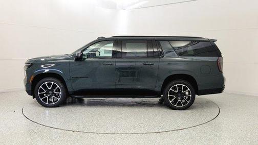 2025 Chevrolet Suburban RST