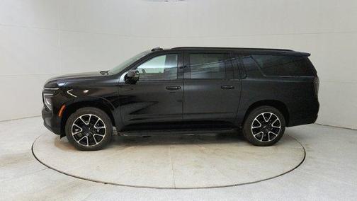 2025 Chevrolet Suburban RST
