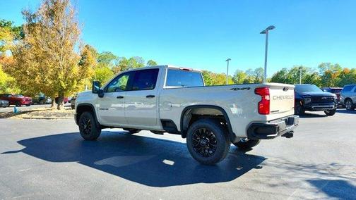 2026 Chevrolet Silverado 2500 Custom
