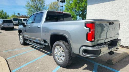 2025 Chevrolet Silverado 2500 High Country