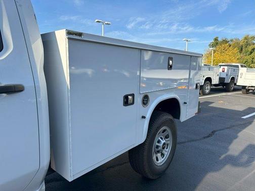 2024 Chevrolet Silverado 3500 WT