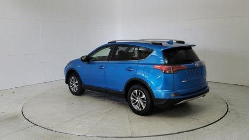 2018 Toyota RAV4 Hybrid LE Plus