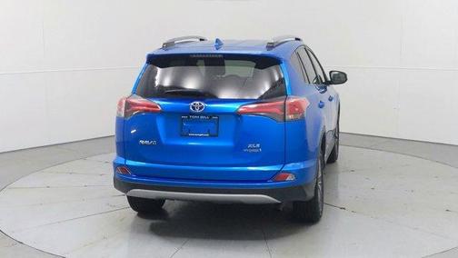 2018 Toyota RAV4 Hybrid LE Plus