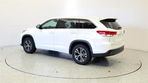 Blizzard Pearl 2018 Toyota Highlander LE