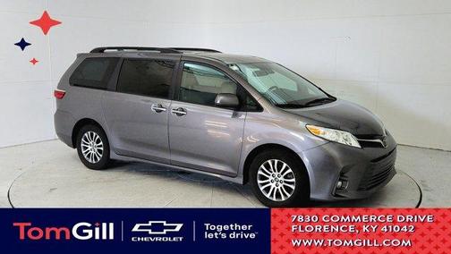 2018 Toyota Sienna XLE